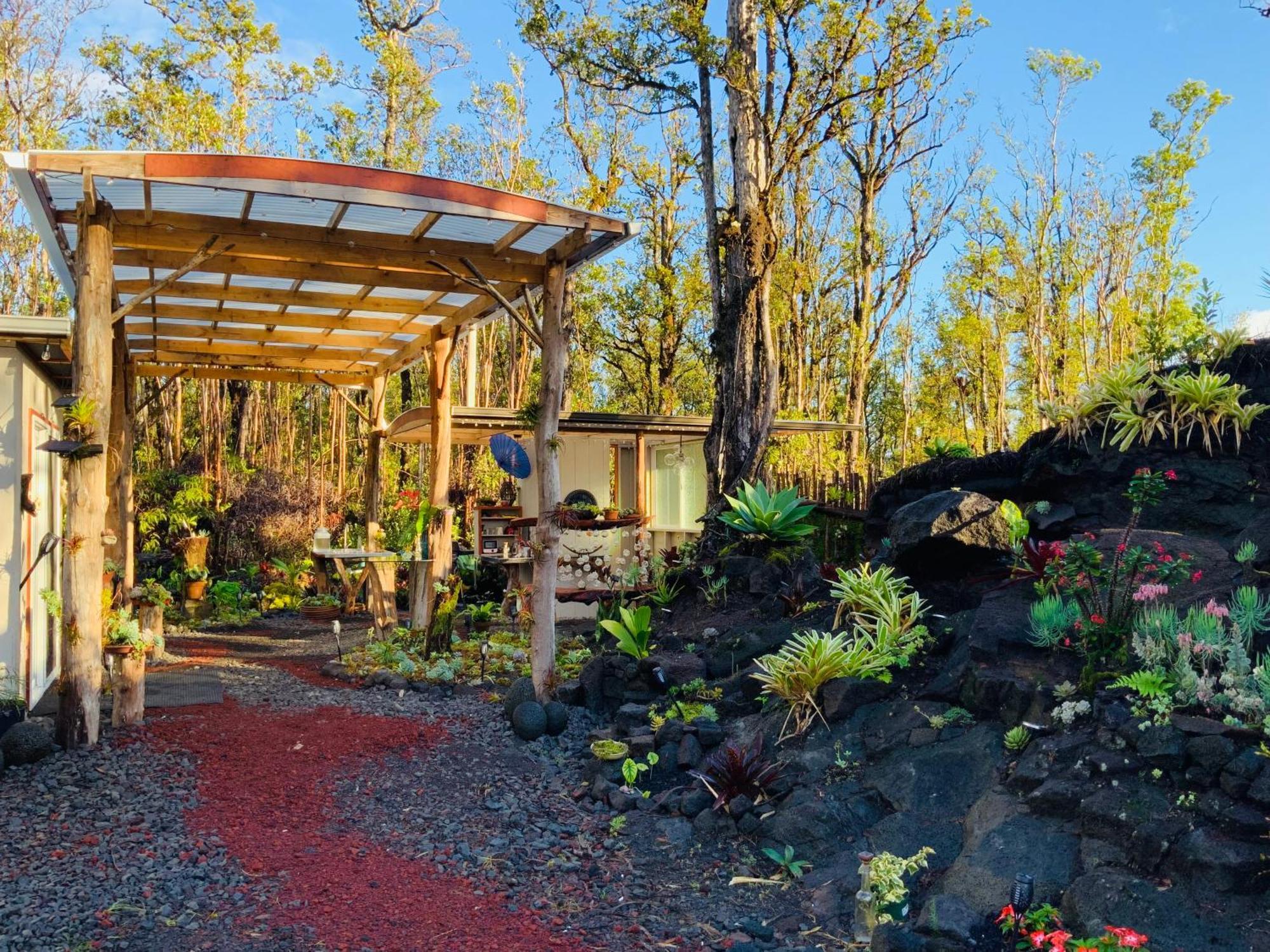 Exotic Garden Cottage At Amazing Volcano Fissure Mountain View Bagian luar foto