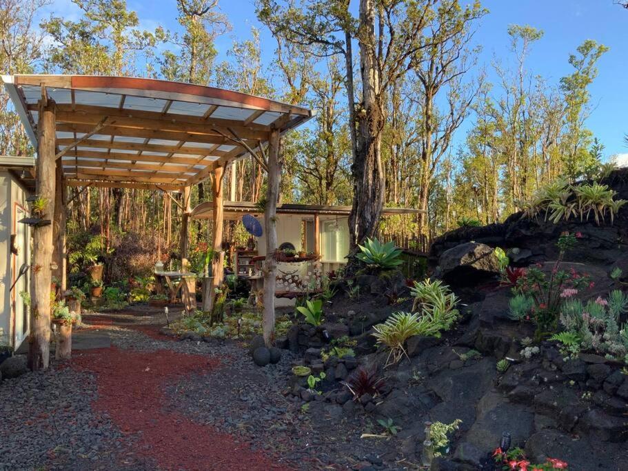 Exotic Garden Cottage At Amazing Volcano Fissure Mountain View Bagian luar foto