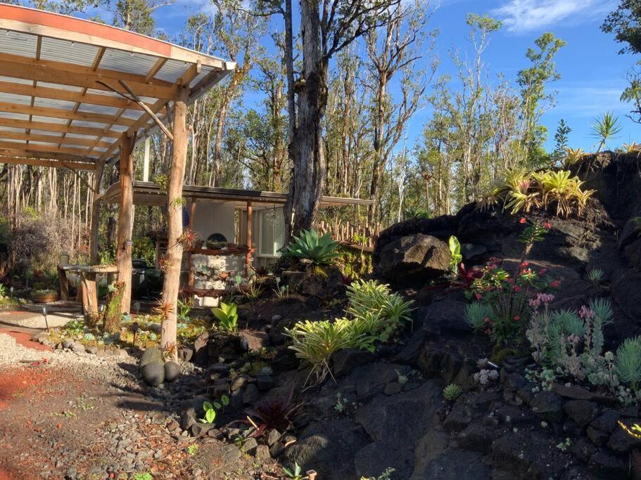 Exotic Garden Cottage At Amazing Volcano Fissure Mountain View Bagian luar foto